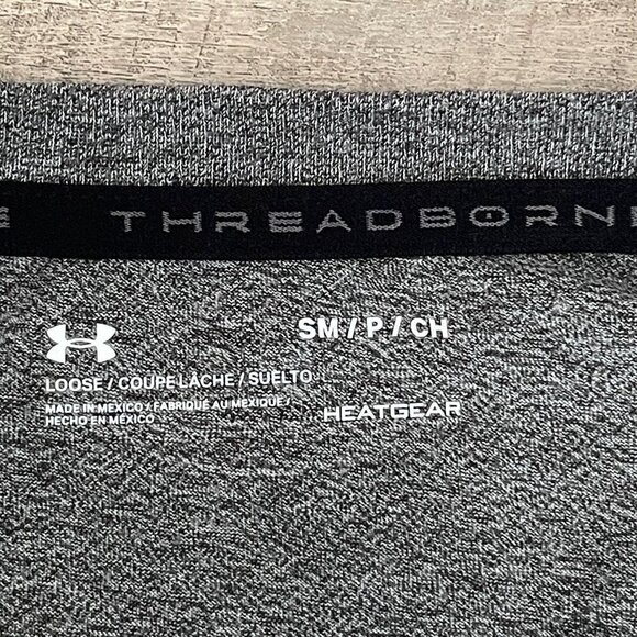 🌺 Under Armour Heat Gear Patriotic Red White & Blue Threadborne Tee Size S - Picture 5 of 6